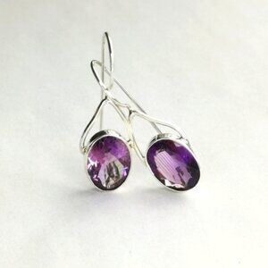 Nwt Oval cut Brazilian Amethyst drop earrings in Sterling Silver